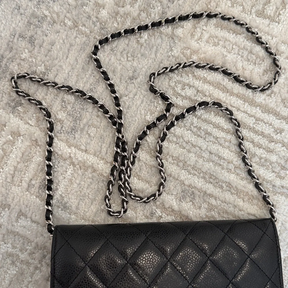 Chanel Wallet on Chain